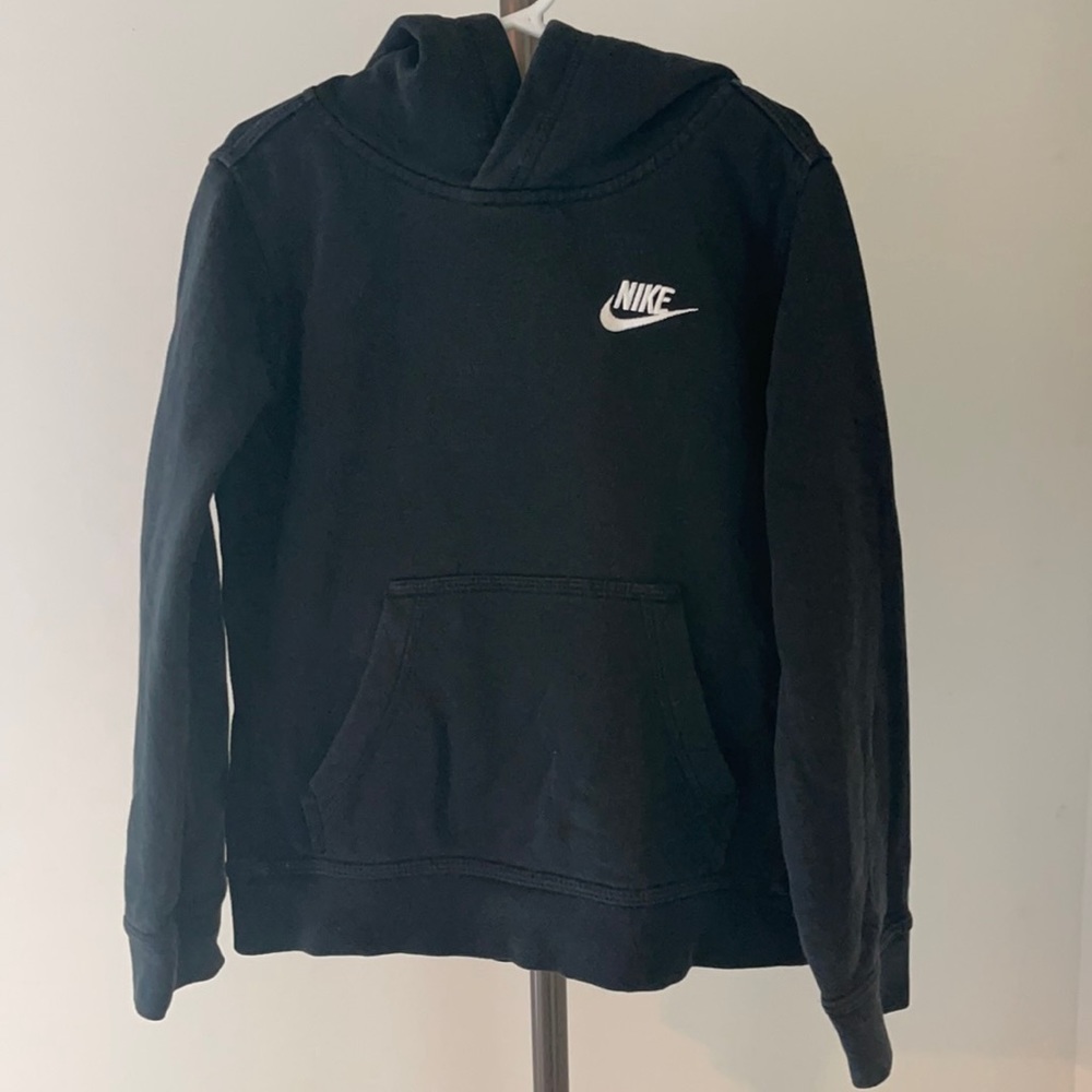 Black Nike boys hoodie size small